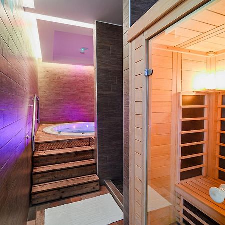 Glamping Maleric With Natural Pool Dragatuš Kültér fotó
