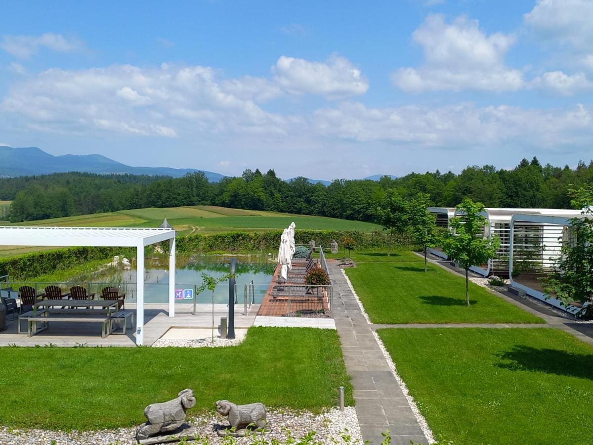 Glamping Maleric With Natural Pool Dragatuš Kültér fotó